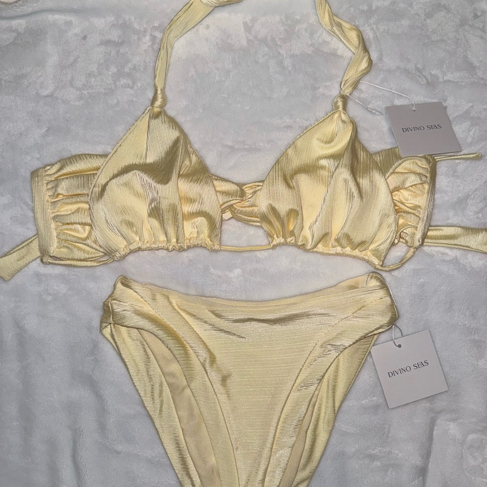 NWT Divino Seas Valentina Butter Yellow Satin Bikini Set